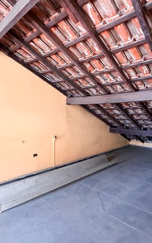 Casa à venda com 245m², 4 quartos e 3 vagas Casa à venda com 245m², 4 quartos e 3 vagasSótão