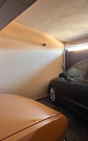 Casa à venda com 245m², 4 quartos e 3 vagas Casa à venda com 245m², 4 quartos e 3 vagasGaragem