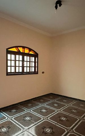 Casa à venda com 245m², 4 quartos e 3 vagas Casa à venda com 245m², 4 quartos e 3 vagasCozinha