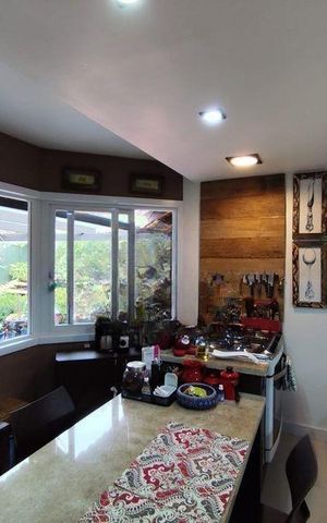 Casa para alugar com 326m², 3 quartos e 2 vagasCozinha