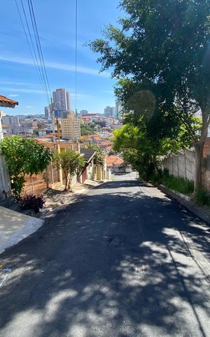 Casa à venda com 256m², 3 quartos e 1 vaga Casa à venda com 256m², 3 quartos e 1 vagaVista da Rua