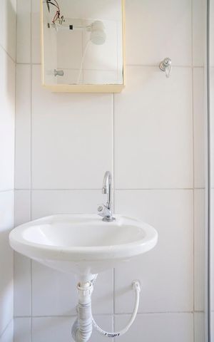 Casa à venda com 91m², 2 quartos e 2 vagasBanheiro casa 2