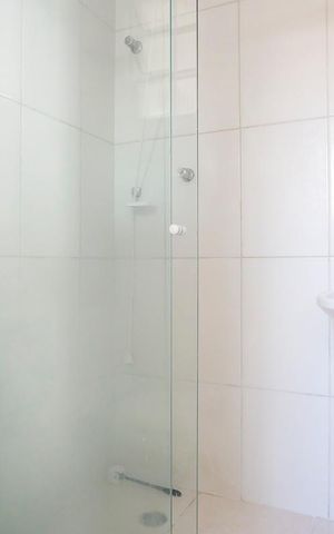 Casa à venda com 91m², 2 quartos e 2 vagasBanheiro casa 2
