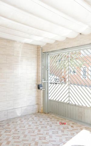 Casa à venda com 91m², 2 quartos e 2 vagasGaragem casa 2
