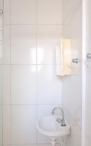 Casa à venda com 91m², 2 quartos e 2 vagasBanheiro casa 2