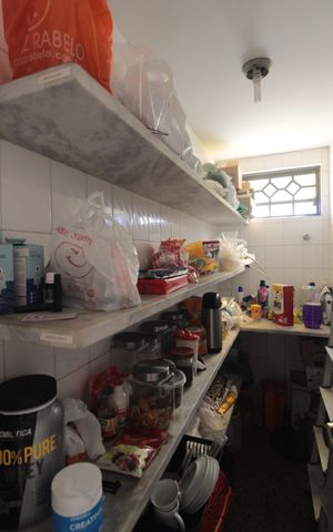 Casa à venda com 497m², 5 quartos e 4 vagasDespensa
