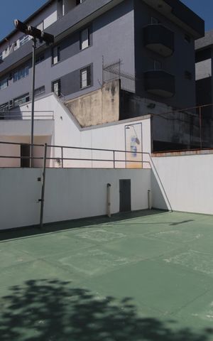 Casa à venda com 497m², 5 quartos e 4 vagasQuadra Esportiva