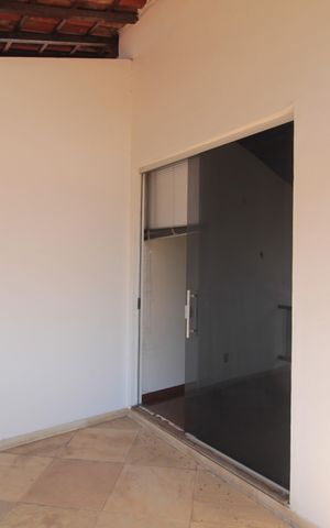 Casa à venda com 497m², 5 quartos e 4 vagasVaranda da Suite 1