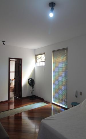 Casa à venda com 497m², 5 quartos e 4 vagasSuite 1