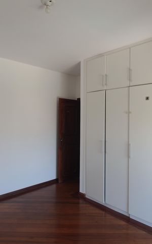 Casa à venda com 497m², 5 quartos e 4 vagasSuite 2