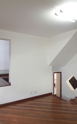 Casa à venda com 497m², 5 quartos e 4 vagasSala 2