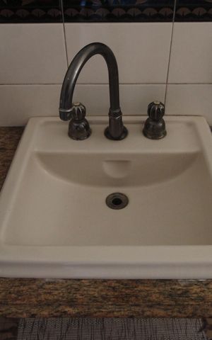 Casa à venda com 497m², 5 quartos e 4 vagasBanheiro Social