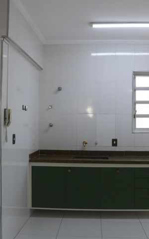 Apartamento à venda com 102m², 3 quartos e 2 vagasCozinha