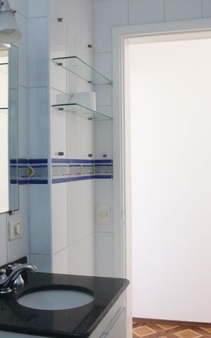 Apartamento à venda com 102m², 3 quartos e 2 vagasBanheiro 2