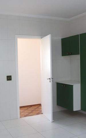 Apartamento à venda com 102m², 3 quartos e 2 vagasCozinha