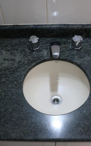 Apartamento à venda com 102m², 3 quartos e 2 vagasBanheiro 1