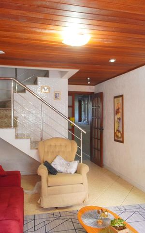 Casa à venda com 150m², 3 quartos e 2 vagasSala de Estar
