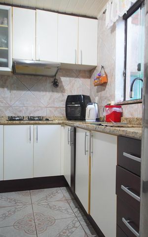 Casa à venda com 150m², 3 quartos e 2 vagasCozinha
