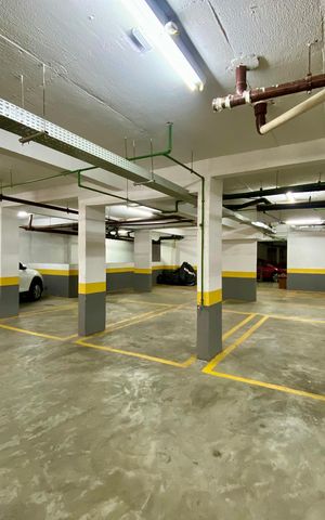 Apartamento à venda com 48m², 2 quartos e 2 vagas Apartamento à venda com 48m², 2 quartos e 2 vagasÁrea comum - Estacionamento