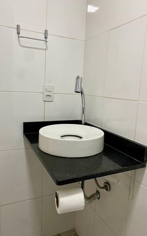 Apartamento à venda com 48m², 2 quartos e 2 vagas Apartamento à venda com 48m², 2 quartos e 2 vagasBanheiro Social