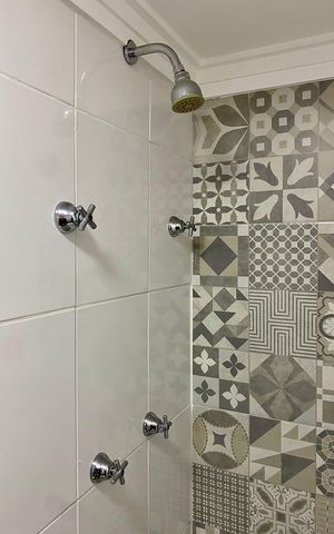 Apartamento à venda com 48m², 2 quartos e 2 vagas Apartamento à venda com 48m², 2 quartos e 2 vagasBanheiro Social