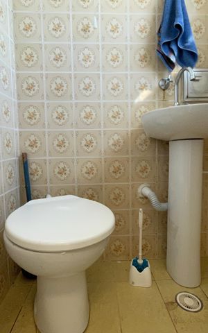 Casa à venda com 250m², 2 quartos e 2 vagas Casa à venda com 250m², 2 quartos e 2 vagasLavabo