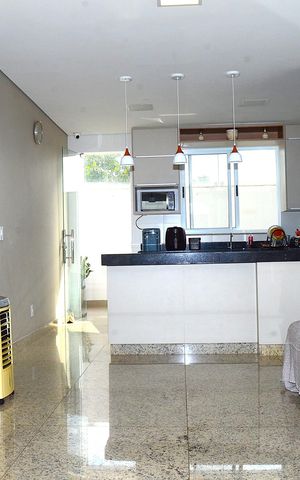 Apartamento à venda com 150m², 3 quartos e 3 vagasSala