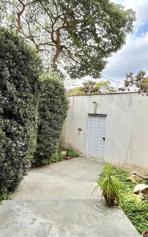 Casa para alugar com 750m², 5 quartos e 8 vagasHall de entrada