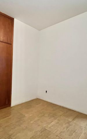 Casa para alugar com 750m², 5 quartos e 8 vagasQuarto de Serviço