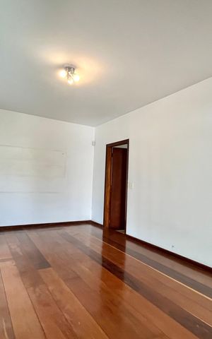Casa para alugar com 750m², 5 quartos e 8 vagasSala de Jantar