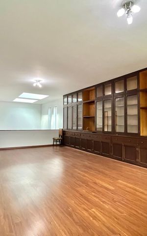 Casa para alugar com 750m², 5 quartos e 8 vagasSala 2
