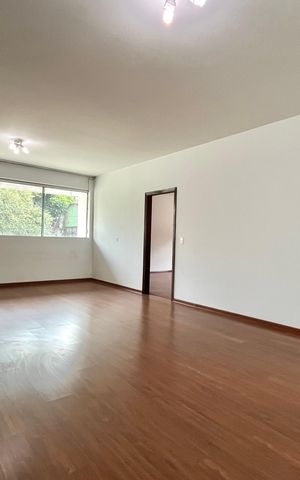 Casa para alugar com 750m², 5 quartos e 8 vagasSala 2