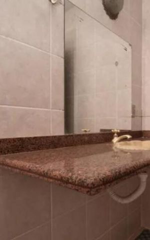 Casa de condomínio para alugar com 450m², 5 quartos e 3 vagas Casa de condomínio para alugar com 450m², 5 quartos e 3 vagasBanheiro