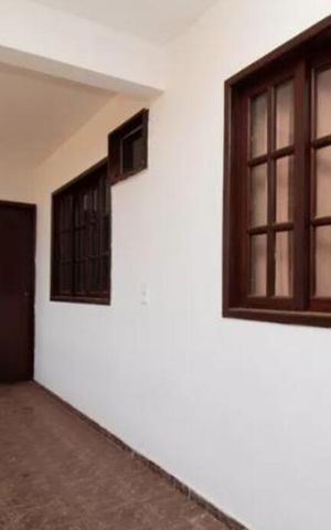 Casa de condomínio para alugar com 450m², 5 quartos e 3 vagas Casa de condomínio para alugar com 450m², 5 quartos e 3 vagasVaranda