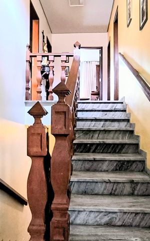 Casa à venda com 400m², 6 quartos e 2 vagas