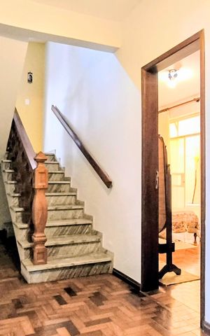 Casa à venda com 400m², 6 quartos e 2 vagas