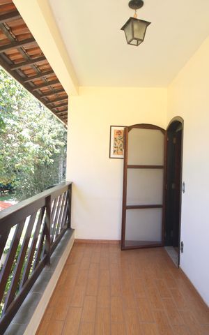 Casa à venda com 212m², 3 quartos e 5 vagasVaranda da suíte 1