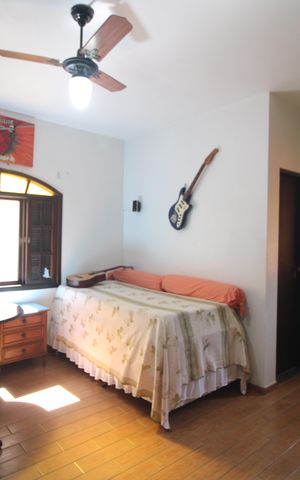 Casa à venda com 212m², 3 quartos e 5 vagasSuíte 3