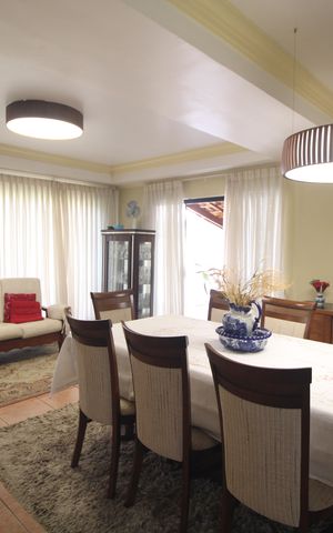 Casa à venda com 212m², 3 quartos e 5 vagasSala 1