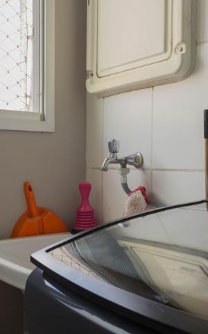 Apartamento à venda com 73m², 3 quartos e 2 vagas Apartamento à venda com 73m², 3 quartos e 2 vagasÁrea de Serviço