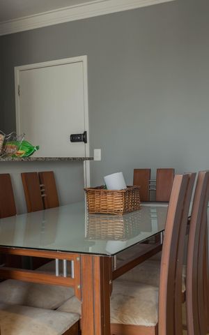 Apartamento à venda com 73m², 3 quartos e 2 vagas Apartamento à venda com 73m², 3 quartos e 2 vagasSala