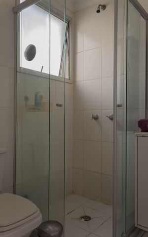 Apartamento à venda com 73m², 3 quartos e 2 vagas Apartamento à venda com 73m², 3 quartos e 2 vagasBanheiro da Suíte 1