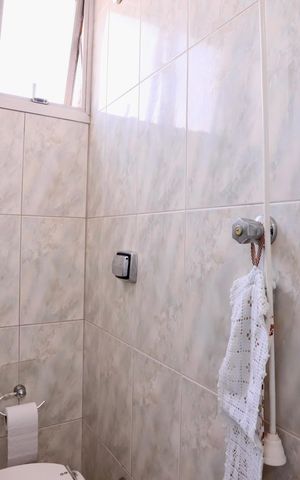 Apartamento à venda com 78m², 3 quartos e 1 vaga Apartamento à venda com 78m², 3 quartos e 1 vagaBanheiro de serviço