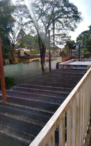 Casa à venda com 80m², 2 quartos e 1 vaga