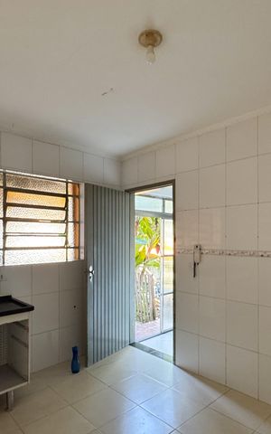 Casa à venda com 254m², 3 quartos e 4 vagas Casa à venda com 254m², 3 quartos e 4 vagasCozinha