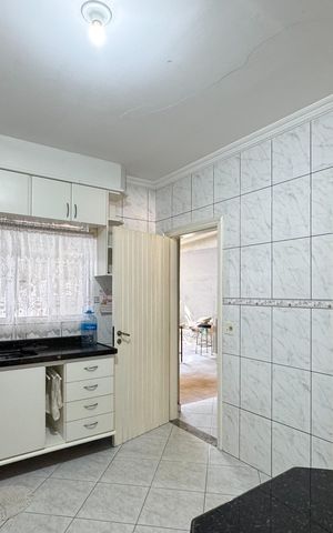 Casa à venda com 254m², 3 quartos e 4 vagas Casa à venda com 254m², 3 quartos e 4 vagasCozinha