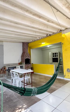 Casa à venda com 254m², 3 quartos e 4 vagas Casa à venda com 254m², 3 quartos e 4 vagasChurrasqueira