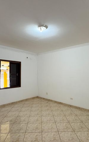 Casa à venda com 254m², 3 quartos e 4 vagas Casa à venda com 254m², 3 quartos e 4 vagasQuarto 1