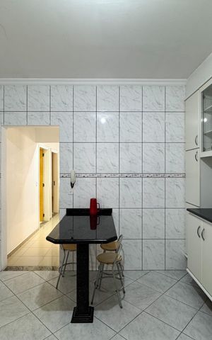 Casa à venda com 254m², 3 quartos e 4 vagas Casa à venda com 254m², 3 quartos e 4 vagasCozinha