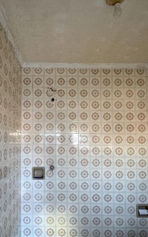 Casa à venda com 254m², 3 quartos e 4 vagas Casa à venda com 254m², 3 quartos e 4 vagasBanheiro Social